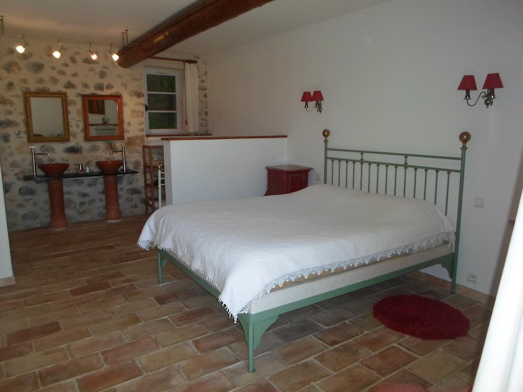 Pavillon De Beauregard Bed & Breakfast Aix-en-Provence Room photo