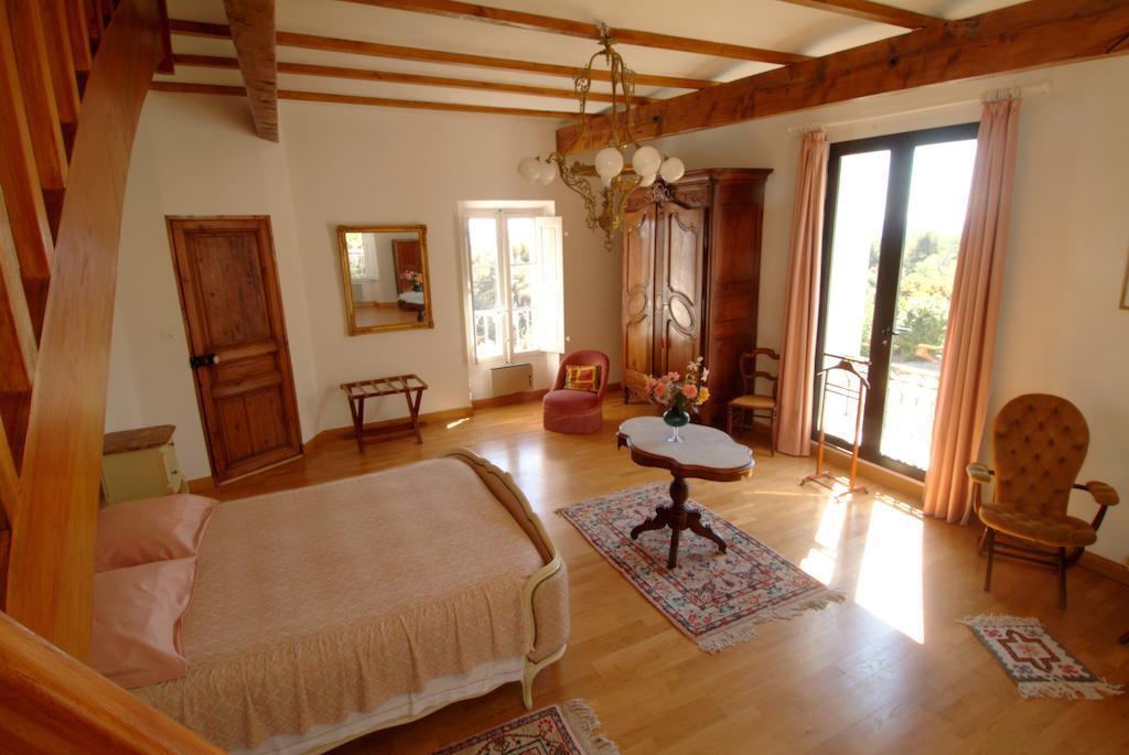 Pavillon De Beauregard Bed & Breakfast Aix-en-Provence Room photo