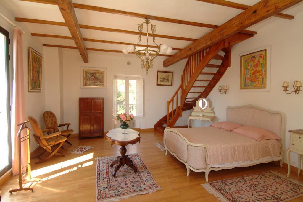 Pavillon De Beauregard Bed & Breakfast Aix-en-Provence Room photo